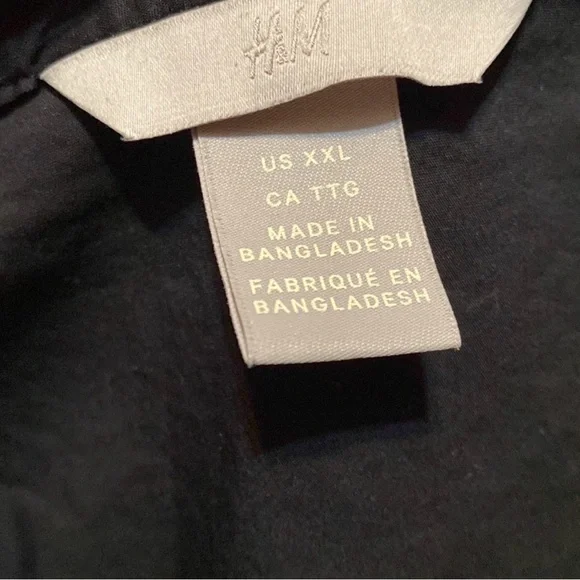 Modern Classic H&M Black N-Neck Stretch Button Down Career Shirt XXL (2X, XXL) - Picture 2 of 11